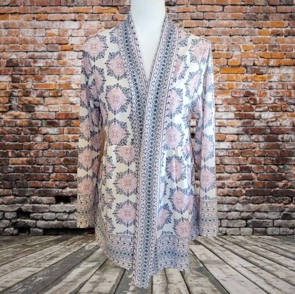 Dalia Sweaters - Dalia Super Comfy Patterned Cardigan